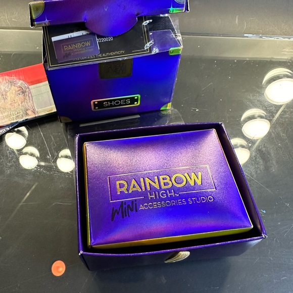 Rainbow High Mini Accessories Studio Violet Willow Crystal High Heels Doll Shoes - Picture 9 of 10